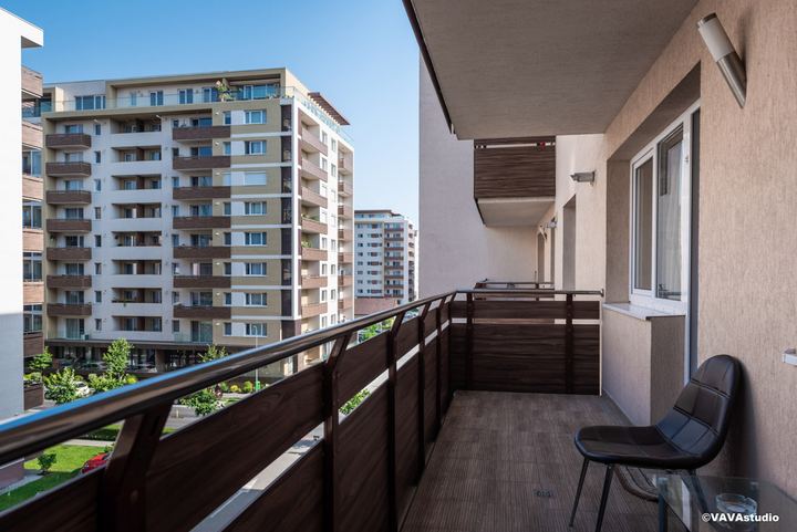 Apartament 4 · Coresi
